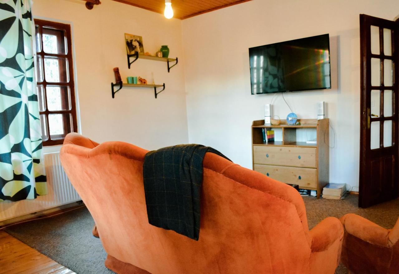 Grandpa'S Hidden Crib, 6 Bedroom, Pet Friendly Синая Экстерьер фото