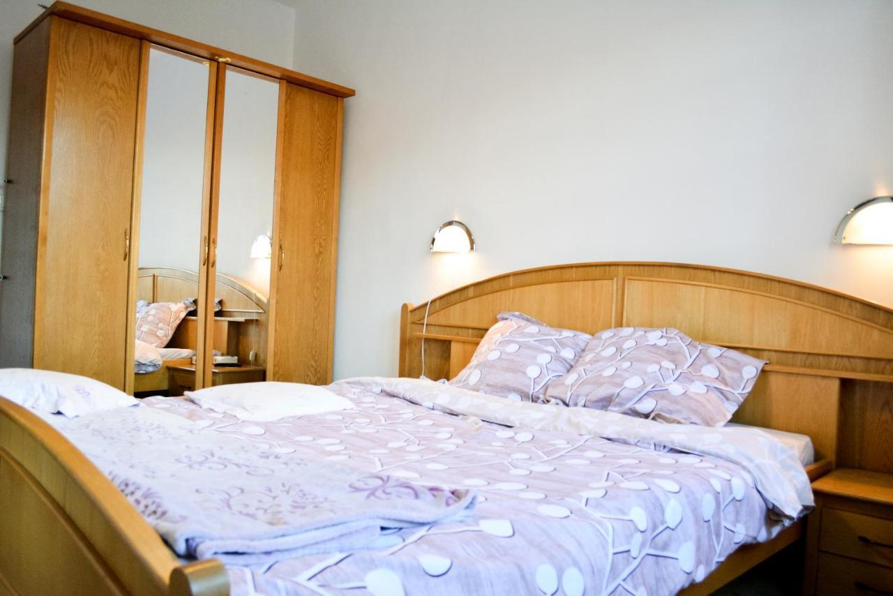 Grandpa'S Hidden Crib, 6 Bedroom, Pet Friendly Синая Экстерьер фото