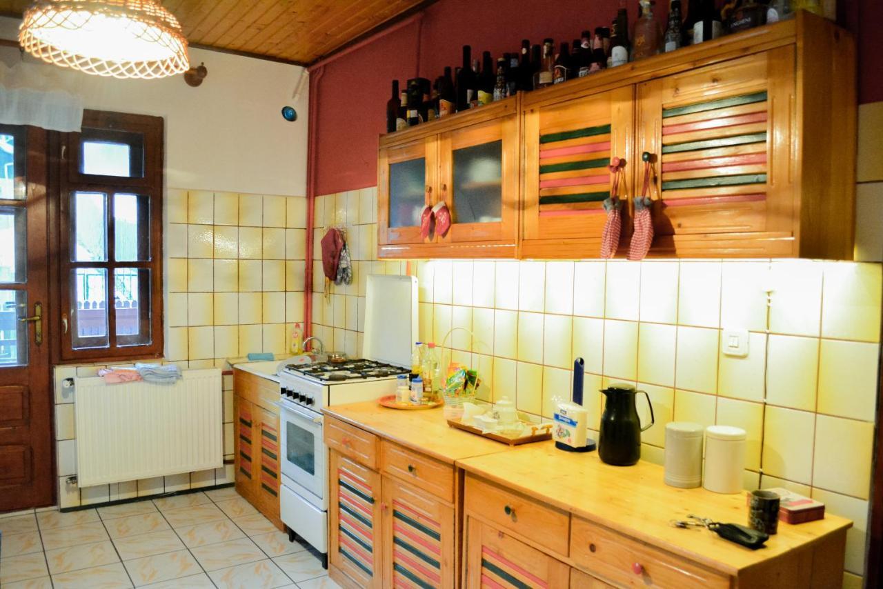 Grandpa'S Hidden Crib, 6 Bedroom, Pet Friendly Синая Экстерьер фото